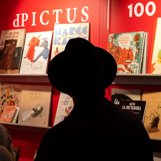 dPICTUS book fair showcases