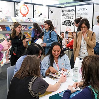 dPICTUS book fair showcases