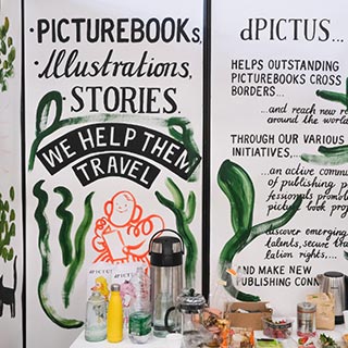 dPICTUS book fair showcases