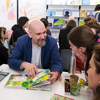 dPICTUS book fair showcases