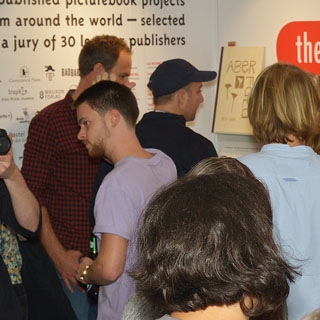 dPICTUS book fair showcases