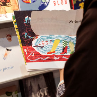 dPICTUS book fair showcases