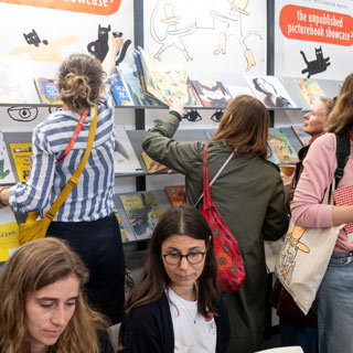 dPICTUS book fair showcases
