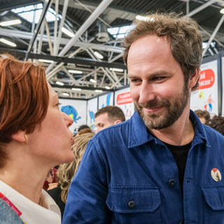 dPICTUS book fair showcases